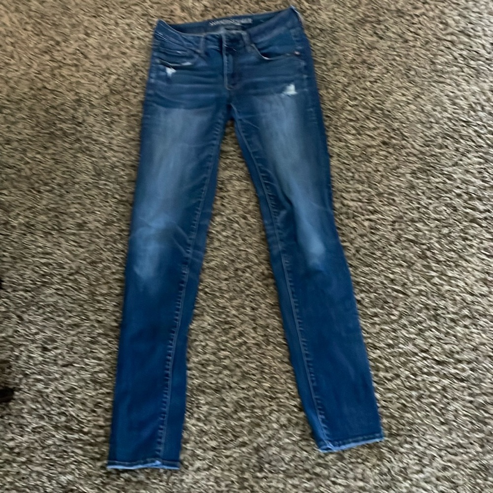 American Eagle outfitters. Super stretch X skinny size 6 jeans.